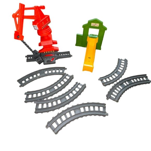 Thomas & Friends Cassie Crane Cargo Set-INCOMPLETE-Used - Picture 1 of 5